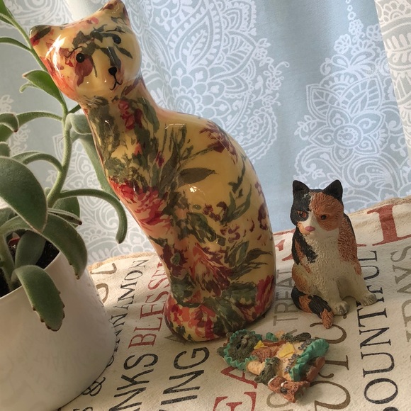 Cat Figurine’s and Magnet - Picture 15 of 16